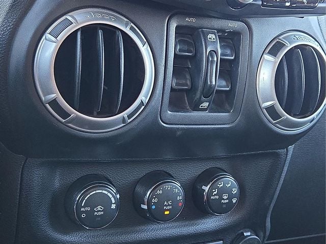 2014 Jeep Wrangler Unlimited Rubicon