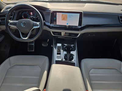 2024 Volkswagen Atlas Cross Sport 2.0T SEL R-Line