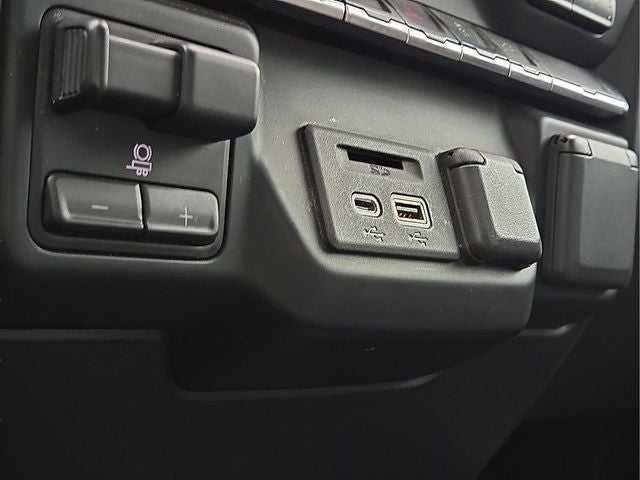 2021 Chevrolet Silverado 1500 LT Texas Edition