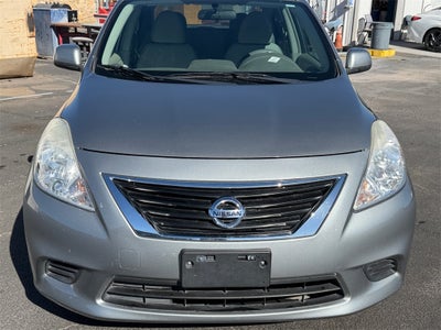2013 Nissan Versa 1.6 SV