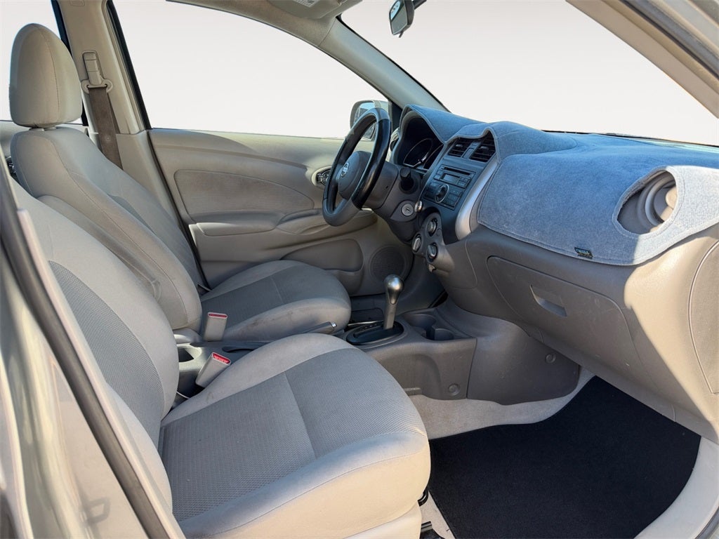 2013 Nissan Versa 1.6 SV