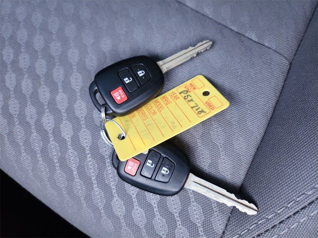 2022 Toyota Tacoma SR5 V6