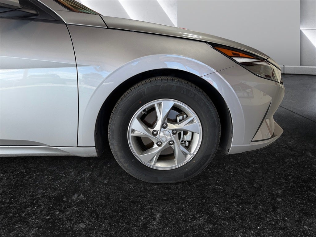 2021 Hyundai Elantra SE