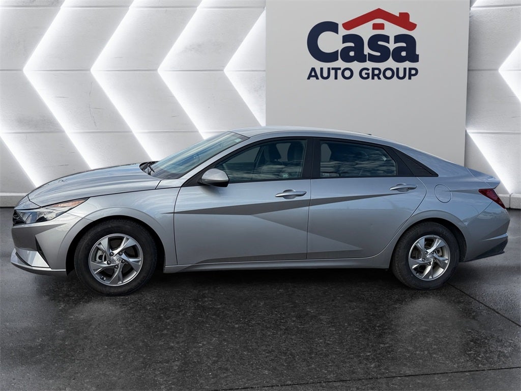 2021 Hyundai Elantra SE