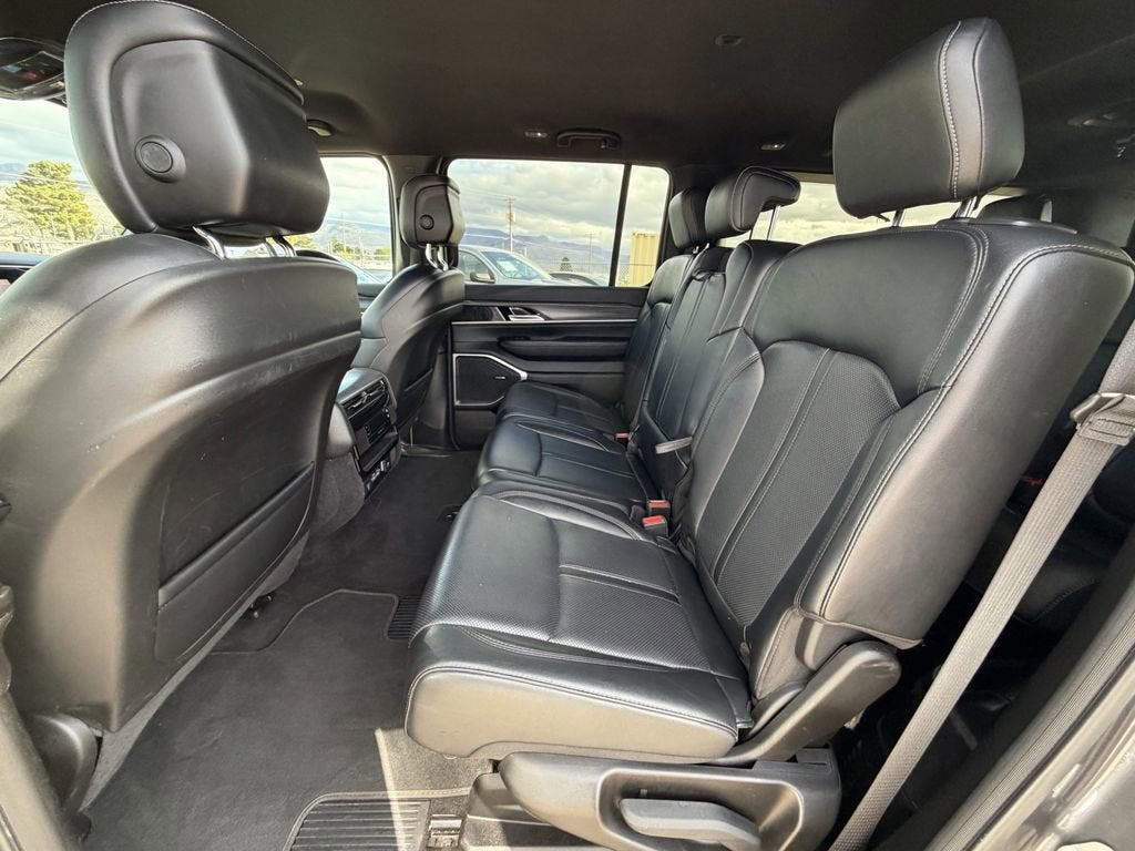 2024 Jeep Wagoneer L Series II