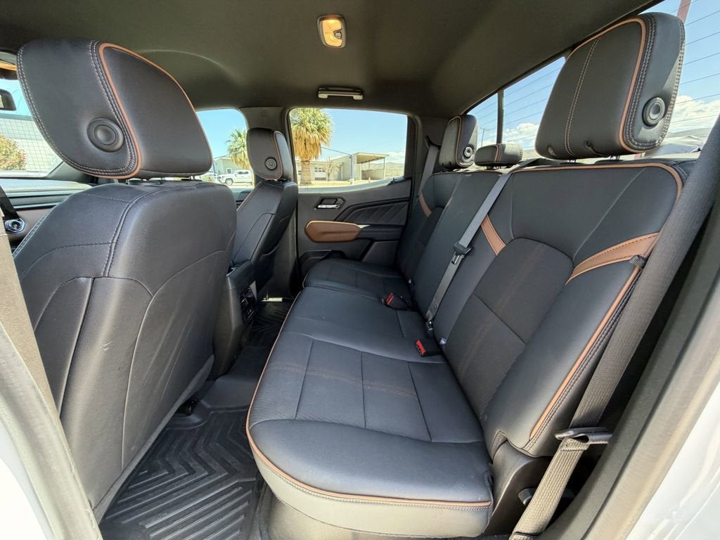 2024 GMC Canyon AT4