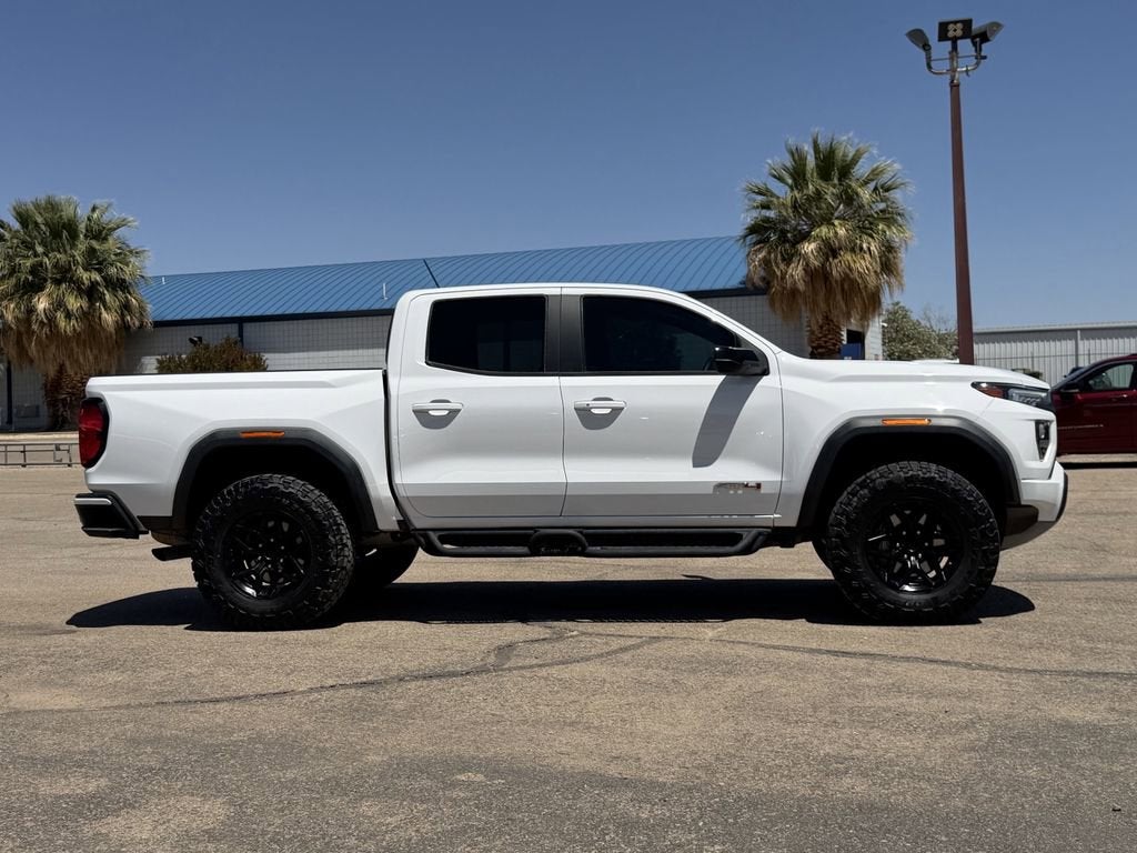 2024 GMC Canyon AT4