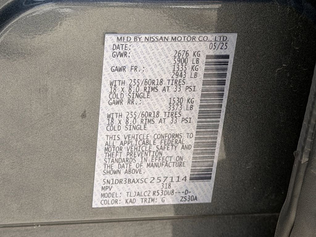 2025 Nissan Pathfinder SV
