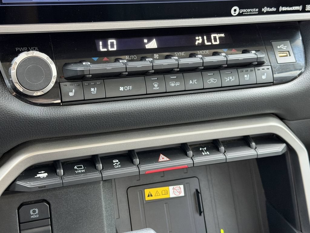 2023 Toyota Tundra 4WD Limited Hybrid