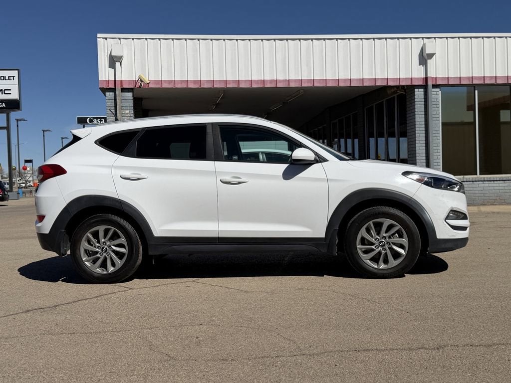 2016 Hyundai Tucson SE