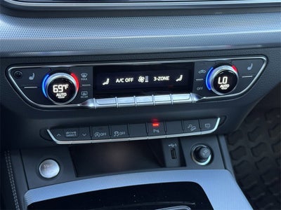 2024 Audi Q5 S line Premium Plus